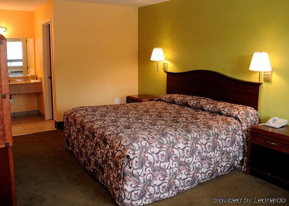 Budget Lodge Churchland Chesapeake Habitación foto